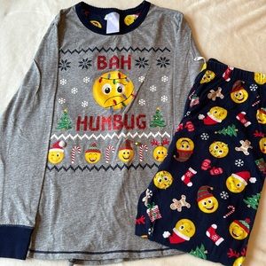 🎄 Emoji Christmas Pajamas